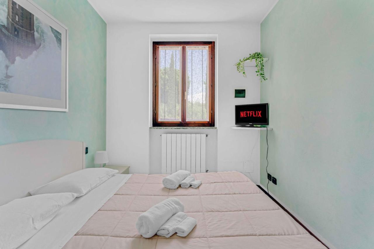 -Piscina E Parcheggio- Casa A Pochi Passi Dal Lago Padenghe sul Garda Exterior foto